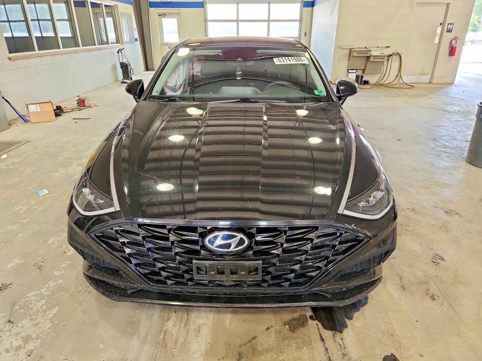 Photo 5 from auction – 2022 HYUNDAI SONATA with VIN KMHL64JA9NA214816