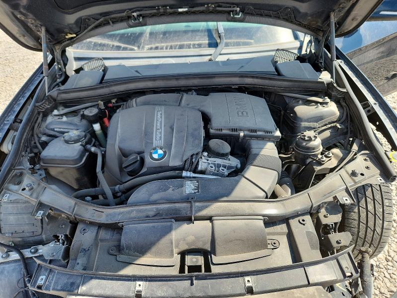 Photo 11 from auction – 2013 BMW X1 with VIN WBAVM5C52DVV90562