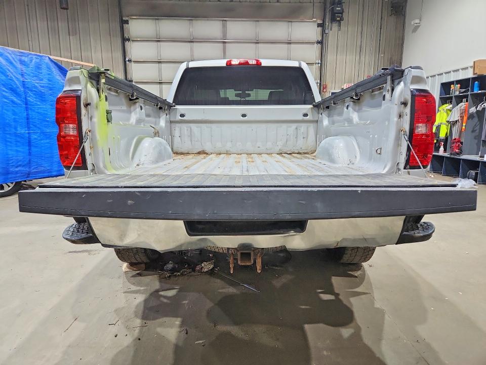 Photo 6 from auction – 2015 CHEVROLET SILVERADO with VIN 1GCVKREC8FZ275305