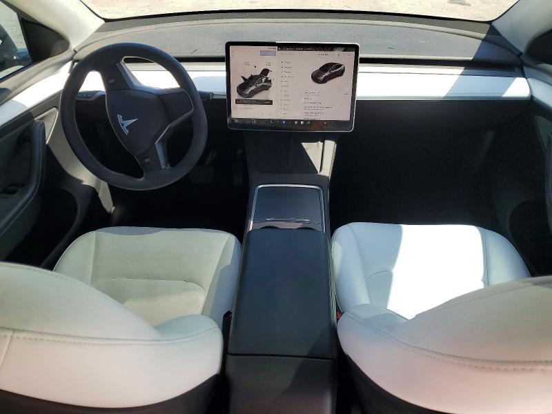 Photo 8 from auction – 2025 TESLA MODEL Y with VIN 7SAYGDED8SF231401