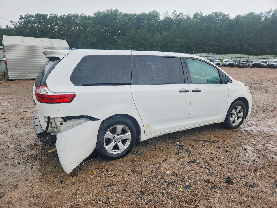 Photo 3 from auction – 2015 TOYOTA SIENNA with VIN 5TDZK3DC5FS605340