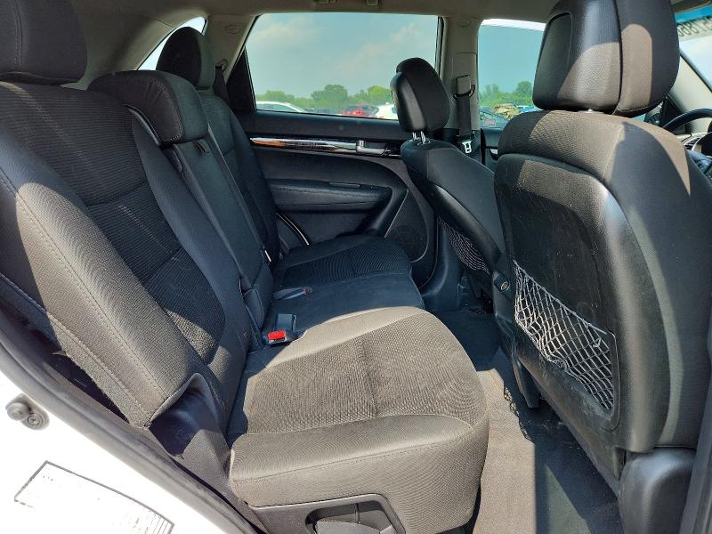 Zdjęcie 11 z aukcji – 2015 KIA SORENTO z VIN 5XYKTDA71FG602993