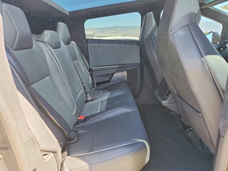 Photo 10 from auction – 2024 TESLA CYBERTRUCK with VIN 7G2CEHED5RA043797