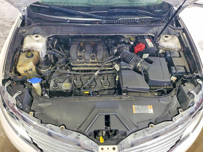 Photo 11 from auction – 2015 LINCOLN MKZ with VIN 3LN6L2JK6FR605755