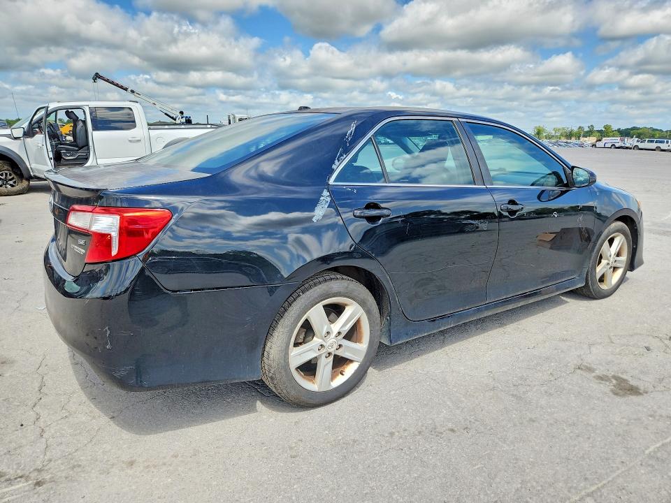 Photo 3 from auction – 2012 TOYOTA CAMRY with VIN 4T1BF1FK6CU074361