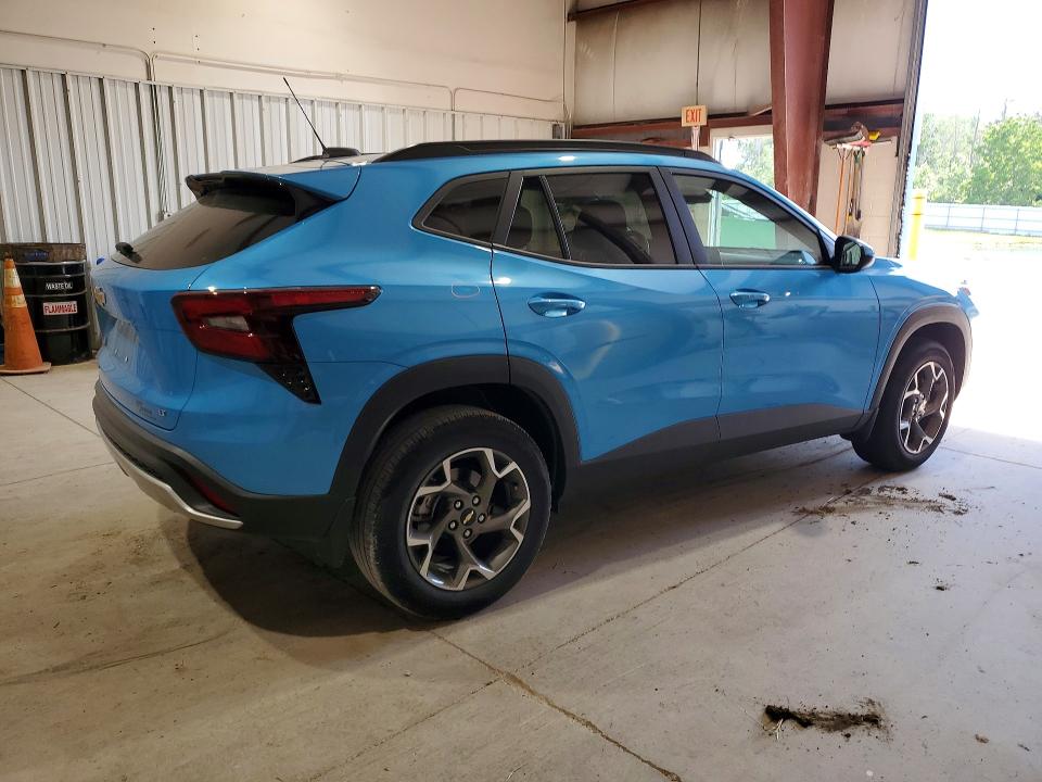 Photo 3 from auction – 2025 CHEVROLET TRAX with VIN KL77LHEP5SC244512