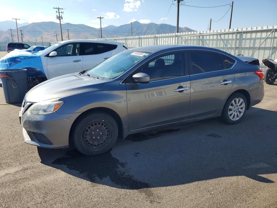 NISSAN SENTRA 2016 with VIN 3N1AB7APXGY227072 - Photo from auction