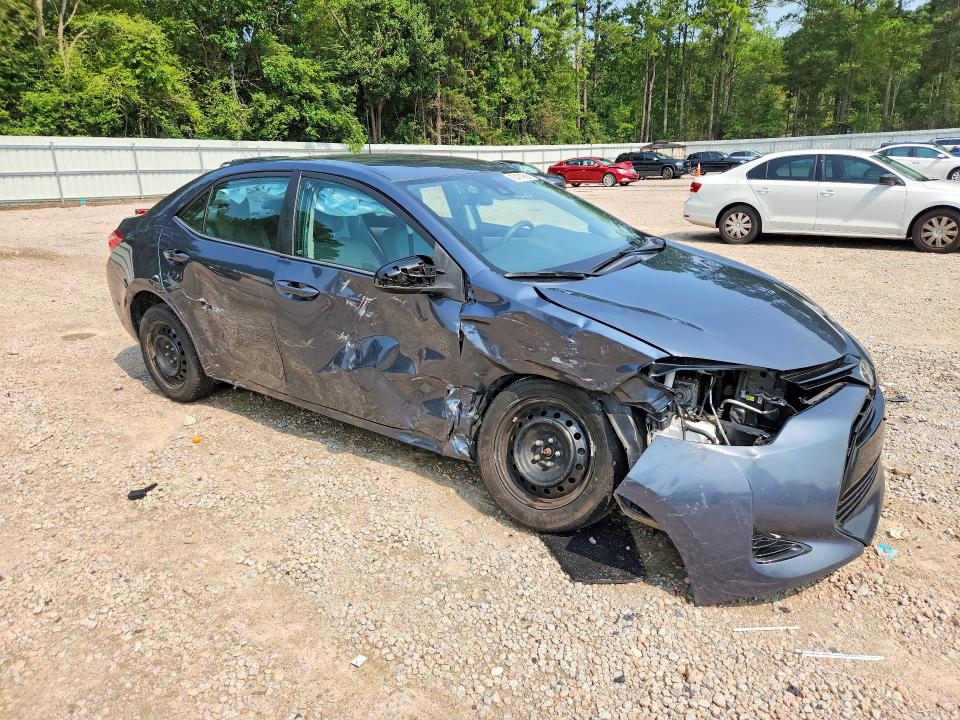 Zdjęcie 4 z aukcji – 2017 TOYOTA COROLLA z VIN 2T1BURHE5HC935176