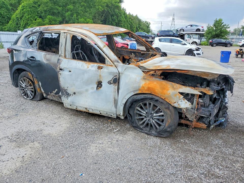 Photo 4 from auction – 2018 MAZDA CX-5 with VIN JM3KFACM4J1304284