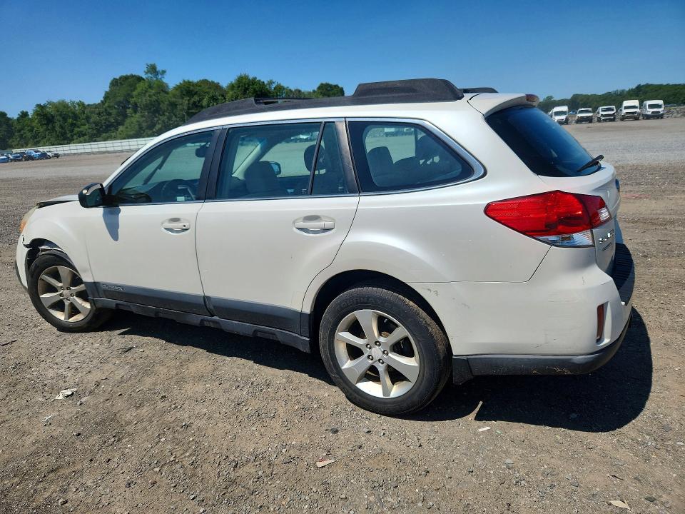 Photo 2 from auction – 2014 SUBARU OUTBACK with VIN 4S4BRBAC0E3295301