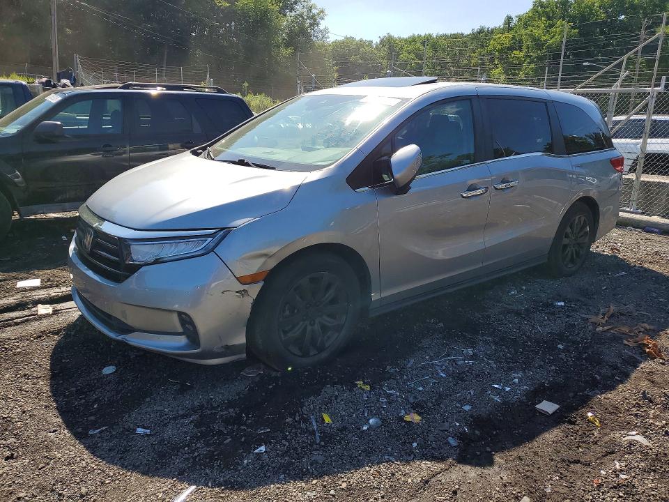 Photo 1 from auction – 2022 HONDA ODYSSEY with VIN 5FNRL6H71NB059845