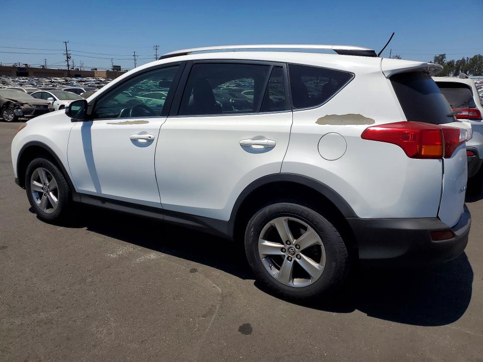 Zdjęcie 2 z aukcji – 2015 TOYOTA RAV4 z VIN 2T3WFREV5FW133147