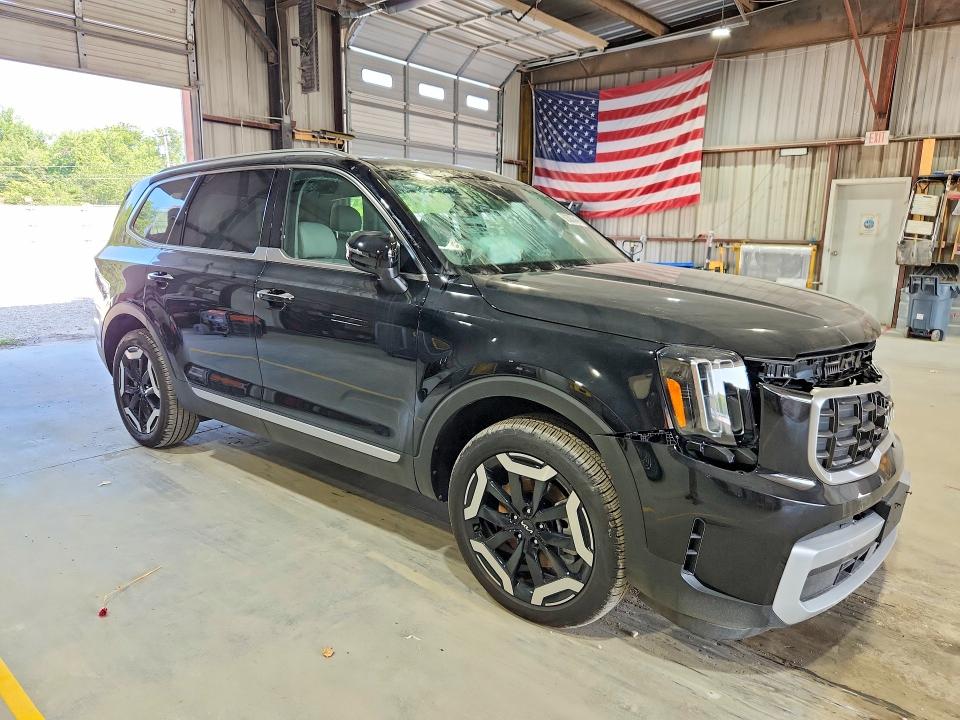 Photo 4 from auction – 2025 KIA TELLURIDE with VIN 5XYP6DGC3SG722452