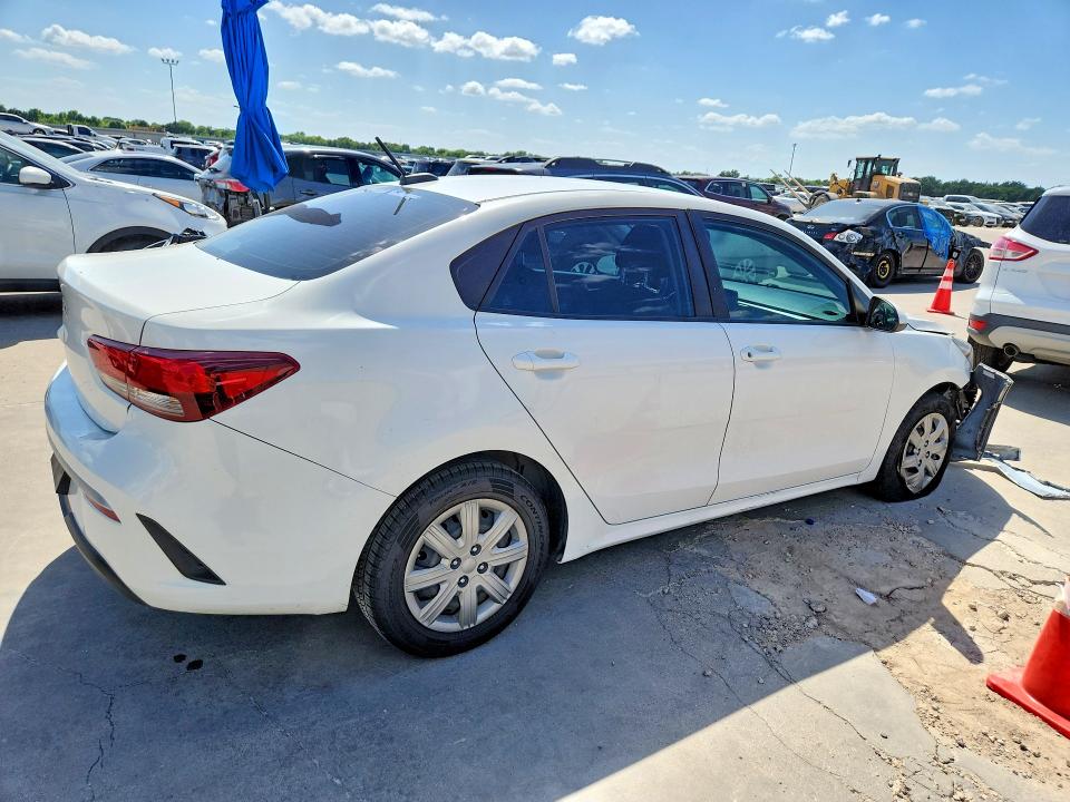 Photo 3 from auction – 2022 KIA RIO with VIN 3KPA24AD9NE486510