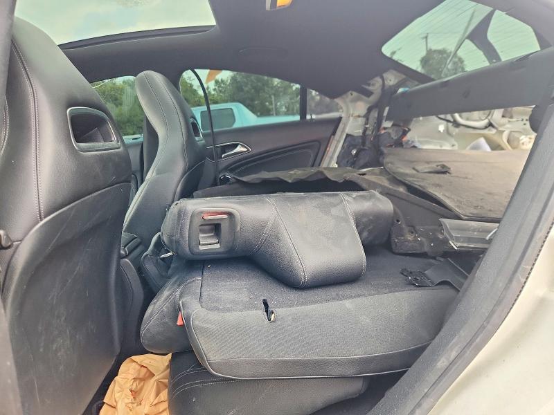 Photo 10 from auction – 2018 MERCEDES-BENZ CLA with VIN WDDSJ4EB0JN573675
