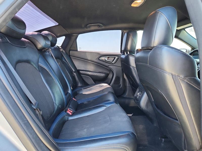 Photo 10 from auction – 2015 CHRYSLER 200 with VIN 1C3CCCBG2FN505828