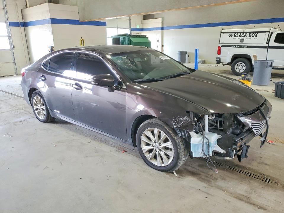 Photo 4 from auction – 2013 LEXUS ES with VIN JTHBW1GG9D2000362