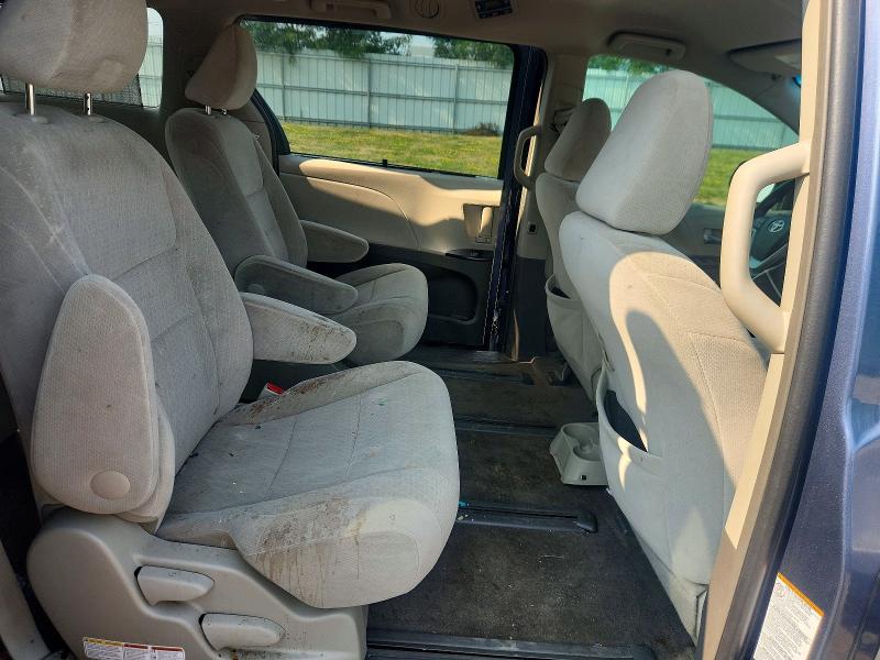Photo 11 from auction – 2015 TOYOTA SIENNA with VIN 5TDJK3DC4FS112813