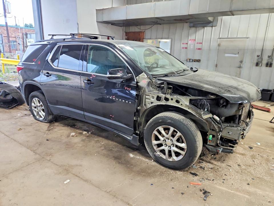 Photo 4 from auction – 2020 CHEVROLET TRAVERSE with VIN 1GNEVMKW4LJ188141