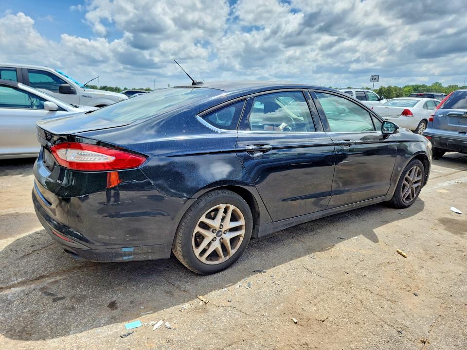 Photo 3 from auction – 2014 FORD FUSION with VIN 3FA6P0H71ER120538