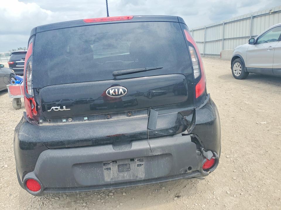 Foto 6 de la subasta – 2016 KIA SOUL con VIN KNDJN2A27G7828369