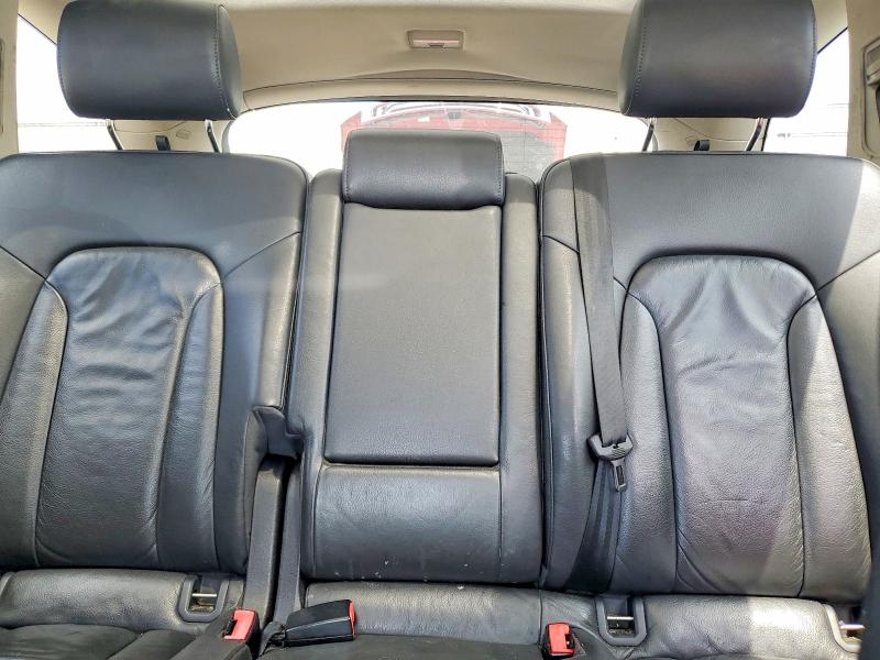 Фото 10 с аукциона – 2010 AUDI Q7 с VIN WA1LYAFE5AD007397