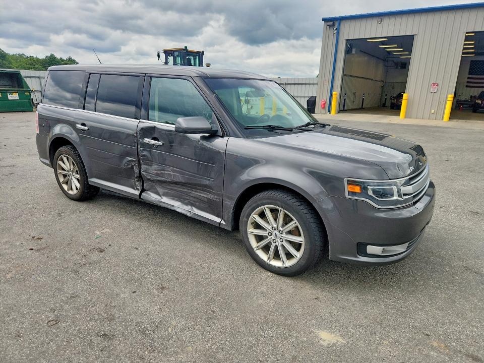 Photo 4 from auction – 2019 FORD FLEX with VIN 2FMHK6D87KBA06262