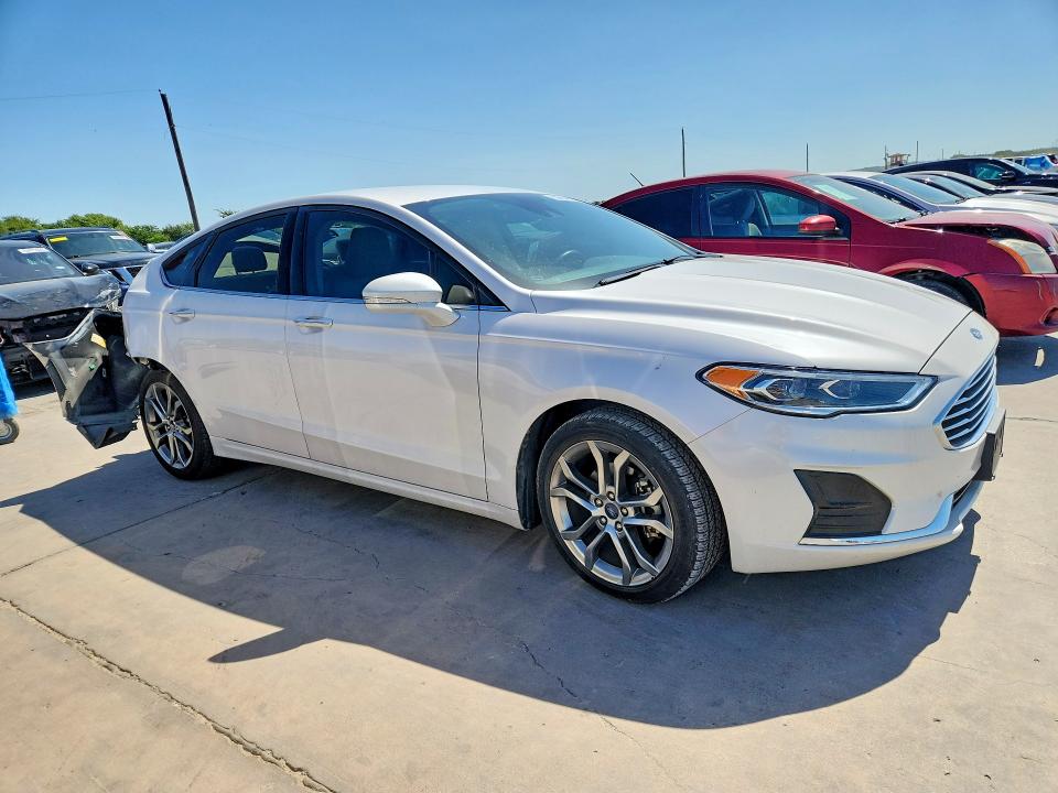Photo 4 from auction – 2020 FORD FUSION with VIN 3FA6P0CD1LR180958