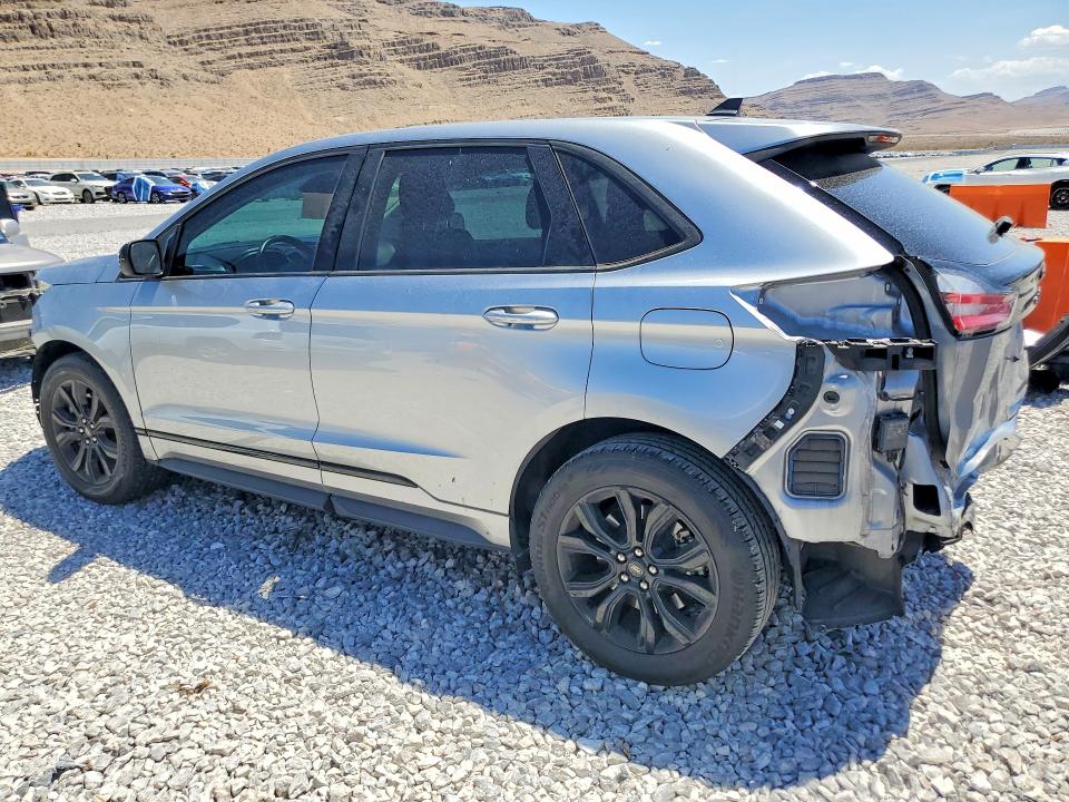 Photo 2 from auction – 2022 FORD EDGE with VIN 2FMPK4G97NBA17173