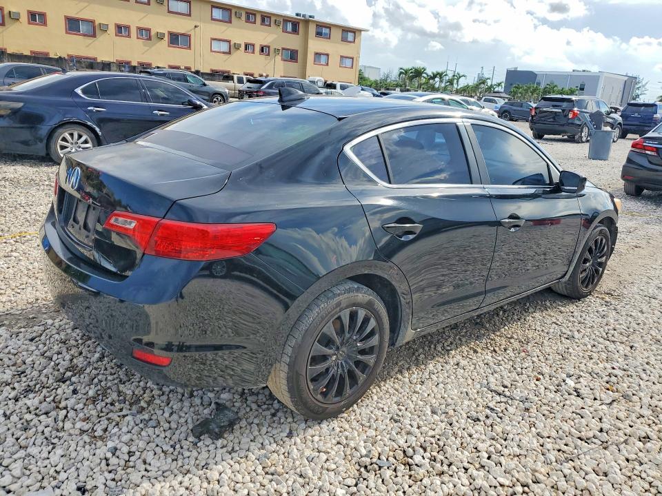 Photo 3 from auction – 2013 ACURA ILX with VIN 19VDE1F35DE000446