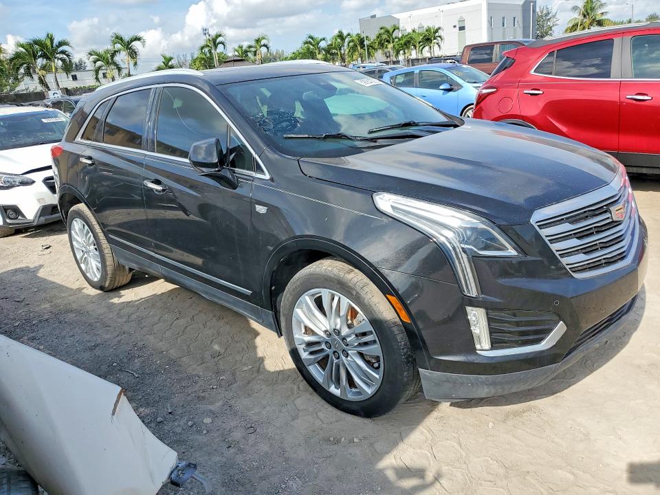 Photo 4 from auction – 2017 CADILLAC XT5 with VIN 1GYKNCRS8HZ112031