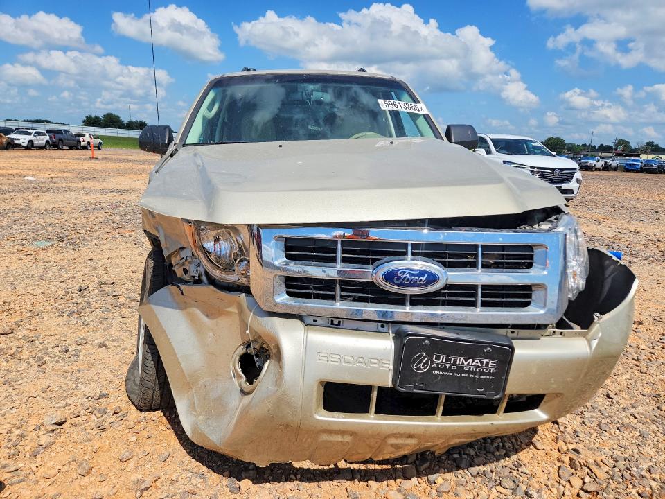 Photo 5 from auction – 2012 FORD ESCAPE with VIN 1FMCU0D71CKB39017