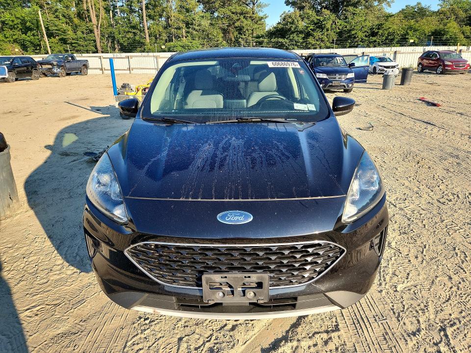 Photo 5 from auction – 2020 FORD ESCAPE with VIN 1FMCU9G61LUA44498
