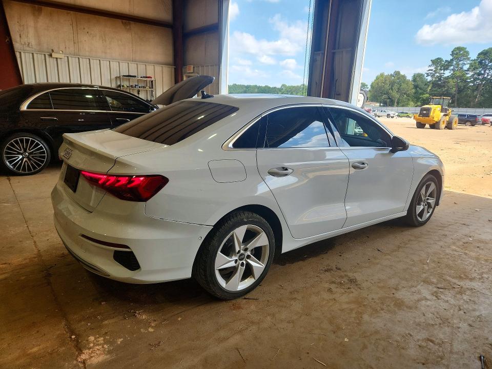 Photo 3 from auction – 2024 AUDI A3 with VIN WAUAUDGY4RA089295