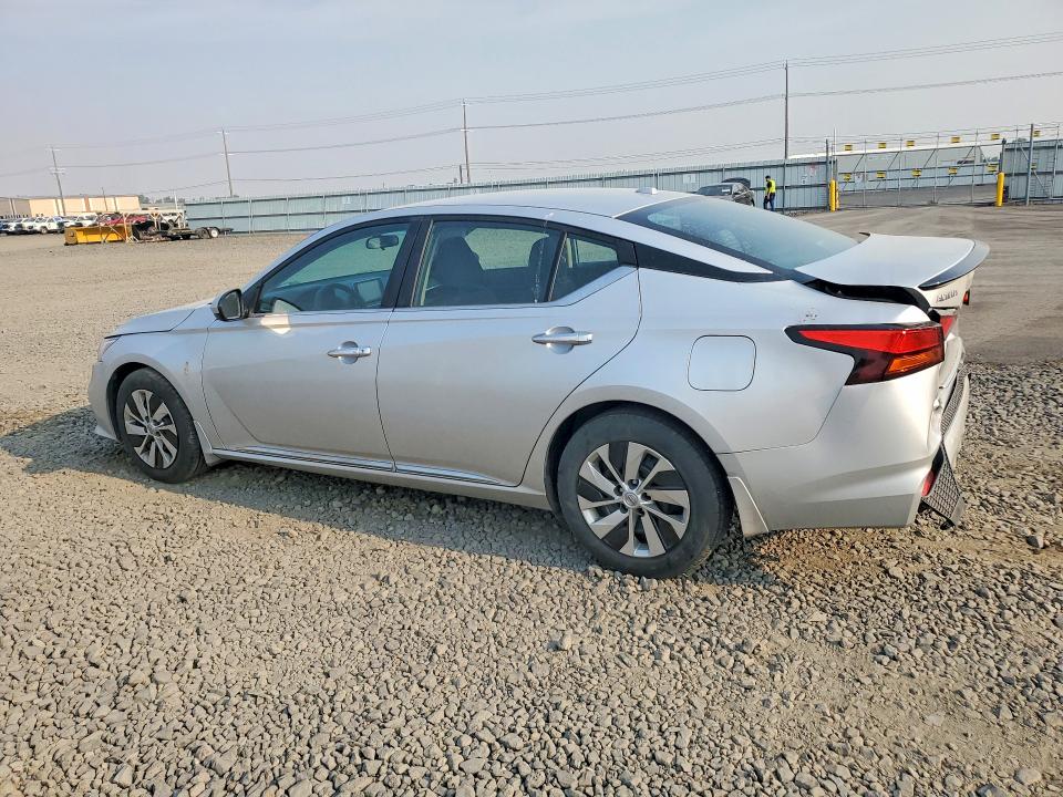 Photo 2 from auction – 2020 NISSAN ALTIMA with VIN 1N4BL4BV2LC191901