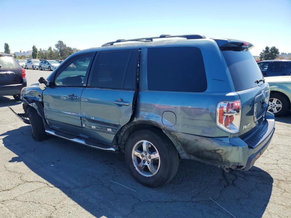Фото 2 с аукциона – 2006 HONDA PILOT с VIN 5FNYF28776B039578