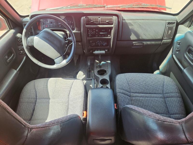 Photo 8 from auction – 1999 JEEP CHEROKEE with VIN 1J4FF68S6XL550551