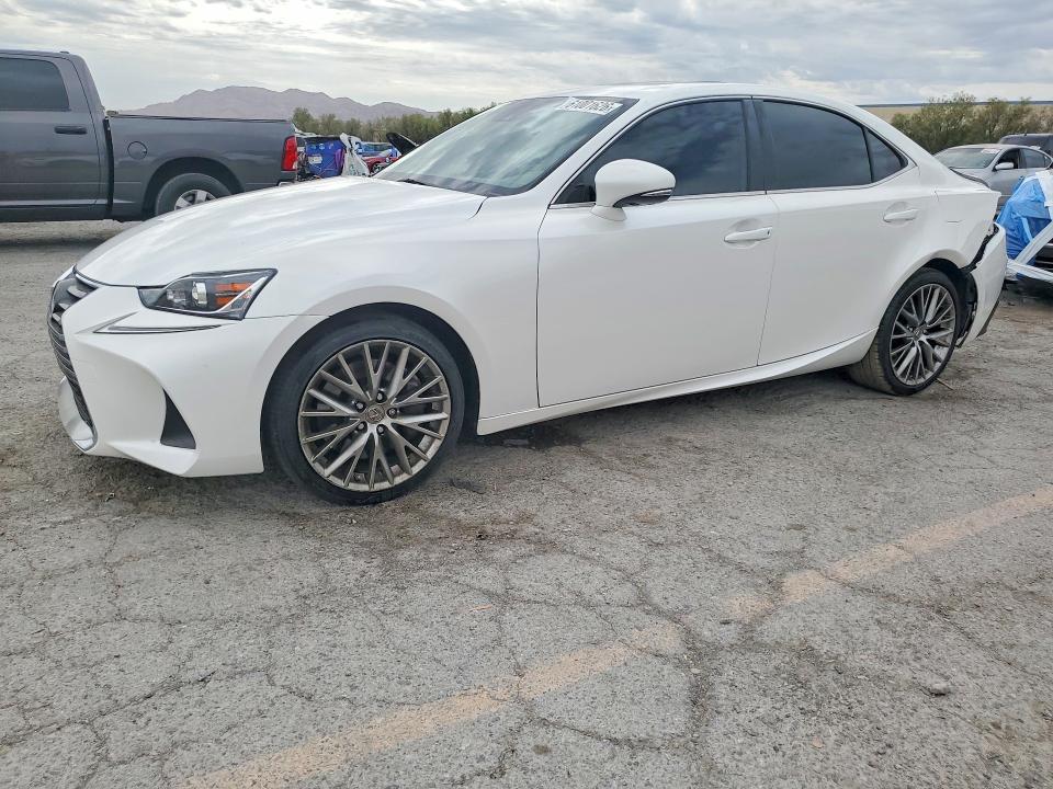 LEXUS IS 2017 with VIN JTHBA1D2XH5040414 - Photo from auction