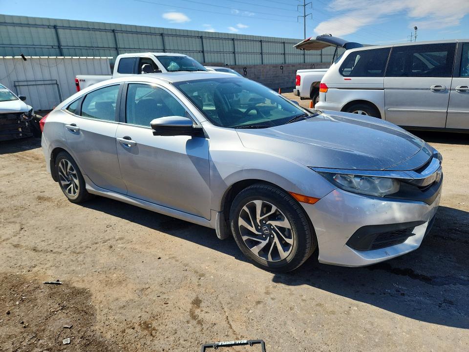 Photo 4 from auction – 2016 HONDA CIVIC with VIN 2HGFC2F76GH570657