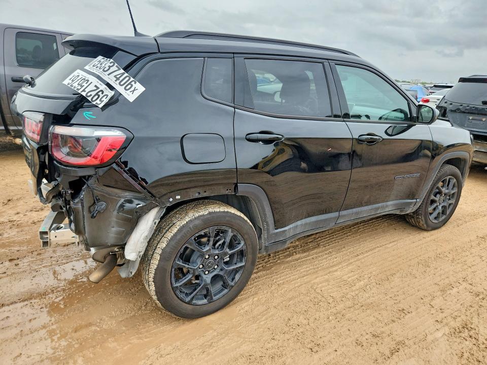 Photo 3 from auction – 2025 JEEP COMPASS with VIN 3C4NJDBN1ST557931