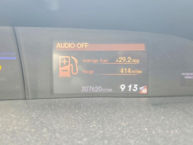 Photo 9 from auction – 2012 HONDA CIVIC with VIN 2HGFB2F52CH525906