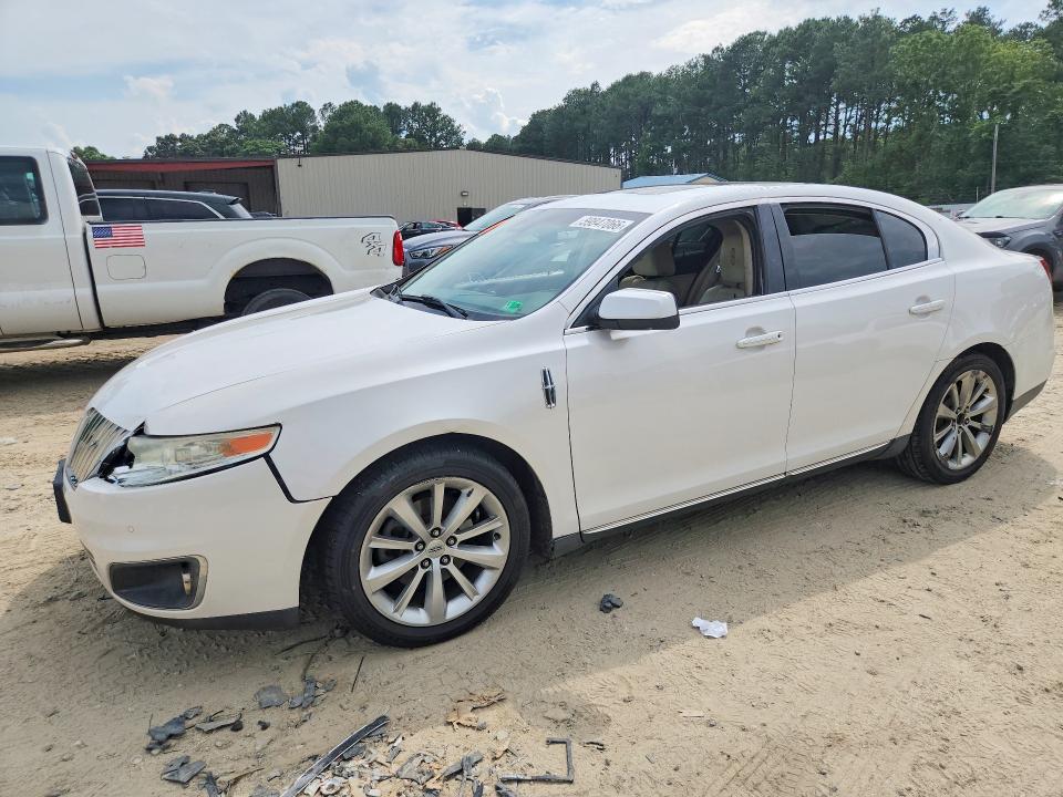 LINCOLN MKS 2011 with VIN 1LNHL9ER2BG610638 - Photo from auction