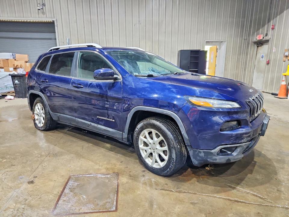 صورة رقم 4 من المزاد - 2015 JEEP CHEROKEE مع VIN 1C4PJMCS3FW605068