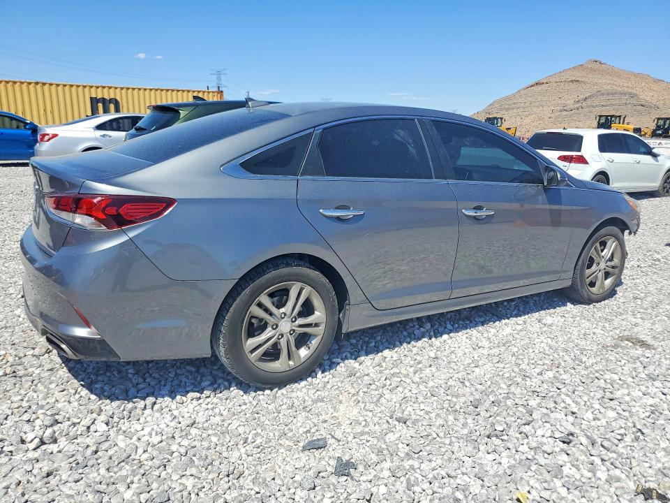 Photo 3 from auction – 2019 HYUNDAI SONATA with VIN 5NPE34AF9KH740336