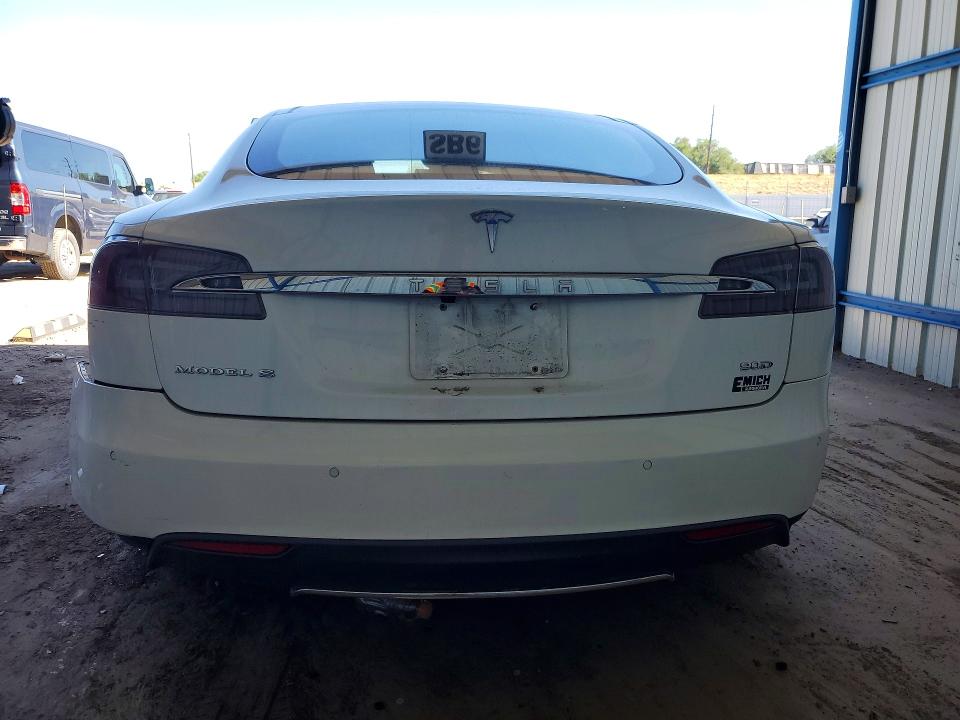 Photo 6 from auction – 2016 TESLA MODEL S with VIN 5YJSA1E2XGF124696