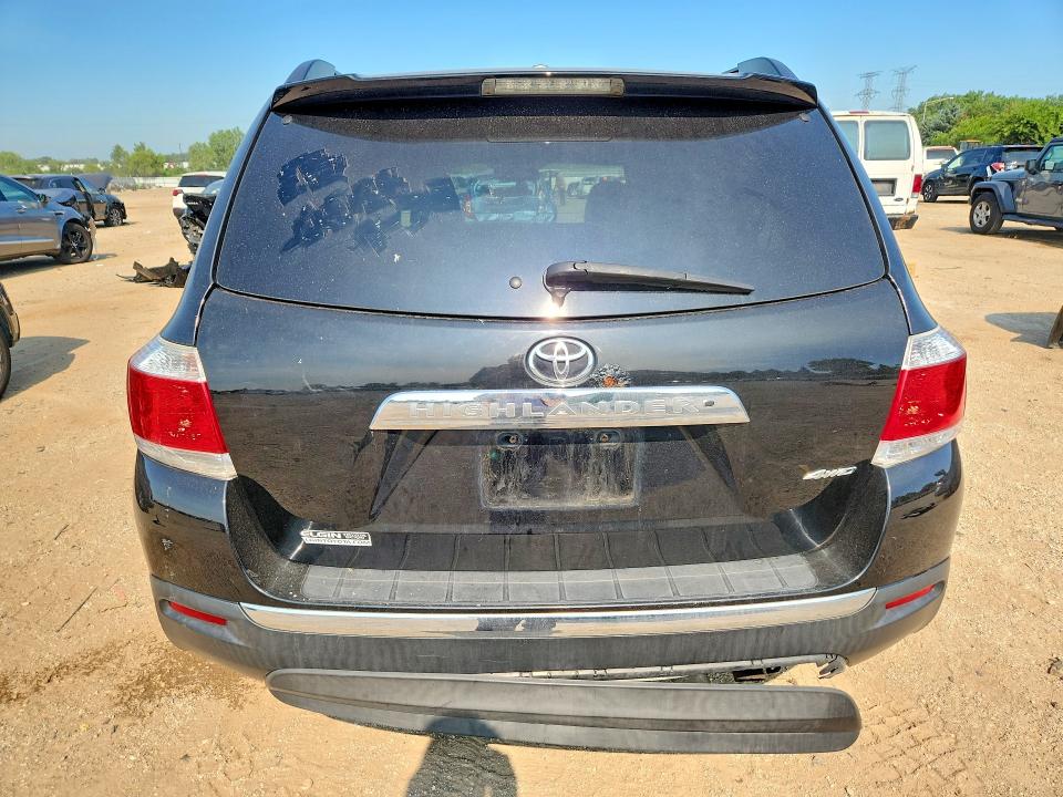 Photo 6 from auction – 2011 TOYOTA HIGHLANDER with VIN 5TDBK3EH6BS050145