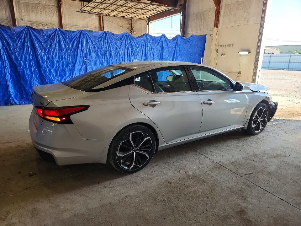 Photo 3 from auction – 2024 NISSAN ALTIMA with VIN 1N4BL4CV5RN423810