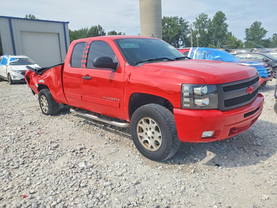 Photo 4 from auction – 2011 CHEVROLET SILVERADO with VIN 1GCRKSE35BZ119063