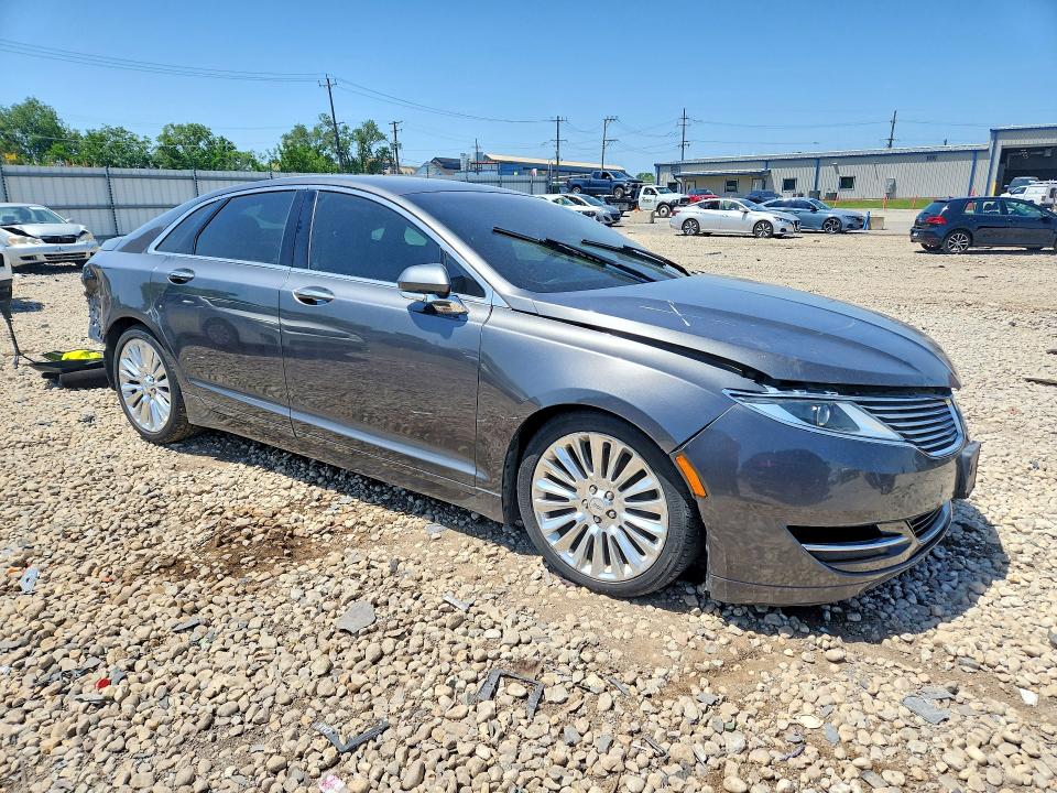 Снимка 4 от търг – 2016 LINCOLN MKZ с VIN 3LN6L2GK4GR602782