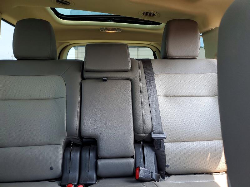Photo 10 from auction – 2019 FORD FLEX with VIN 2FMHK6C88KBA32757